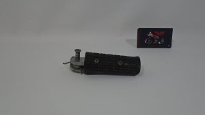 ESTRIBO DELANTERO DERECHO HYOSUNG GTR 250 INYECCION 08-09